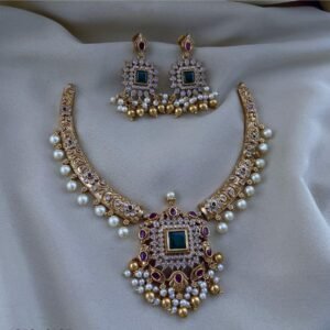 ad stone hasli necklace