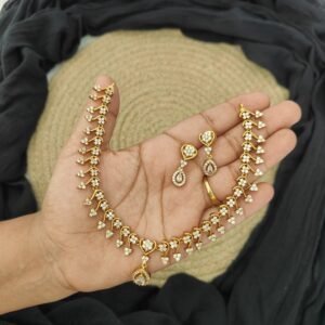 ad stone diamond look necklace