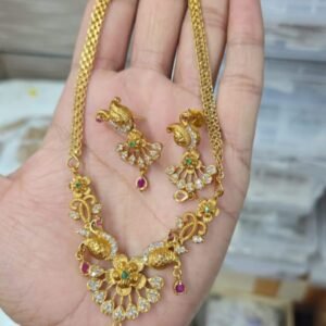 Home ad stone peacock design necklace